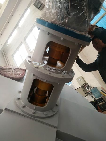 非標(biāo)錐形混合機(jī) 精美的外觀 精準(zhǔn)的設(shè)計 設(shè)備待發(fā)貨中